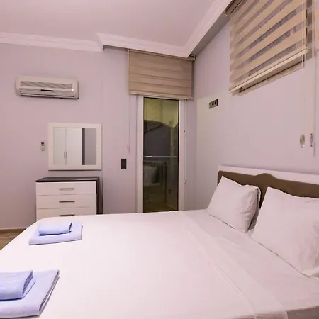 5 Star With First Class Amenities, 1004
